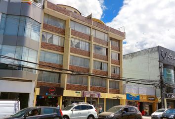 Departamento en  Av. 10 De Agosto 3731, Quito 170521, Ecuador