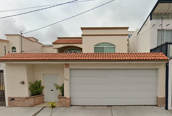 Casa en  Cerro De Acasulco, Colinas Del Cimatario, 76090 Santiago De Querétaro, Qro., México