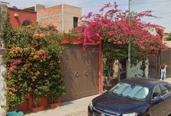 Casa en  Calle San Juan Bautista, Insurgentes, San Miguel De Allende, Guanajuato, México