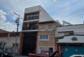 Edificio en  Félix Ireta, Morelia, Michoacán