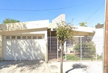 Casa en  Calle Calle Eglantinas 358, Torreón Jardín, Torreón, Coahuila De Zaragoza, México