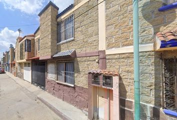 Casa en  Arquitectos, Santa Úrsula Zimatepec, Tlaxcala, México