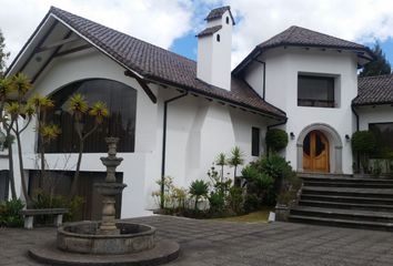 Casa en  San Isidro Del Inca, Quito