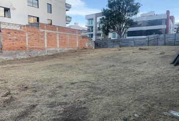 Terreno Comercial en  El Condado, Quito