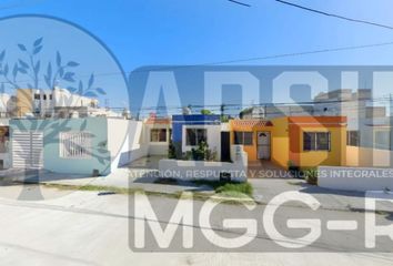 Casa en  Antlia, Santa Rita 3, Santa Rita, 24158 Cdad. Del Carmen, Camp., México