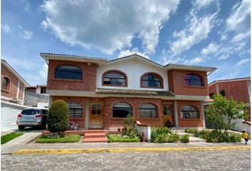 Casa en  Conocoto, Quito