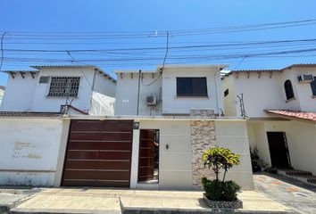 Casa en  Tarqui, Guayaquil