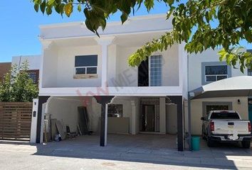 Casa en fraccionamiento en  Nogales De Las Torres, Juárez, Chihuahua