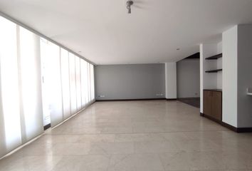 Apartamento en  Ciudad Jardín, Cali