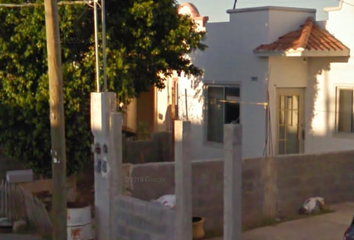 Casa en  Calle Rio Grijalva, Colonia El Campanario, El Campanario Y Oradel, Tamaulipas, México