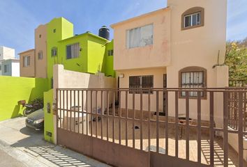 Casa en fraccionamiento en  Calle Mar De China, Cabo San Lucas, Baja California Sur, México