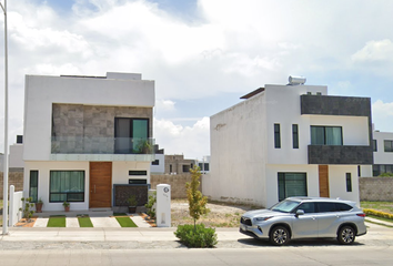 Casa en fraccionamiento en  Fraccionamiento Adamar, Av. Adamar, Jalisco, México