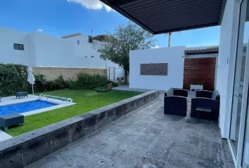 Casa en condominio en  Valle De Juriquilla, Santa Fé, Santiago De Querétaro, Querétaro, México