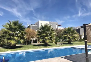 Casa en condominio en  Juriquilla Santa Fe, Santa Fé, Juriquilla, Querétaro, México