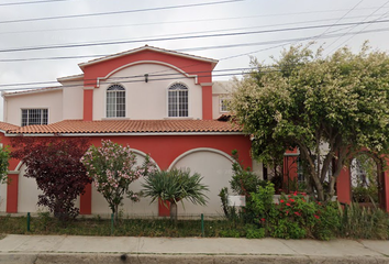 Casa en  18 De Marzo 1751, Hidalgo, Ensenada, Baja California, México