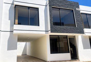 Casa en venta en Calderón