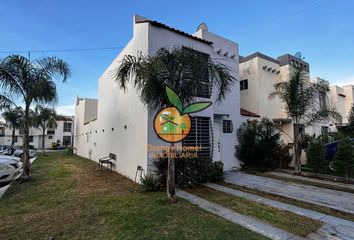 Casa en fraccionamiento en  Avenida Jalisco 890, Altus Quintas, San Francisco Tesistán, Jalisco, México