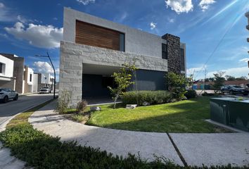 Casa en condominio en  St. Charbel Residencial, Aguascalientes 66, Aguascalientes, México