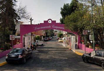 Casa en fraccionamiento en  Hda. De Atenco 22, El Campanario, Ciudad López Mateos, Estado De México, México