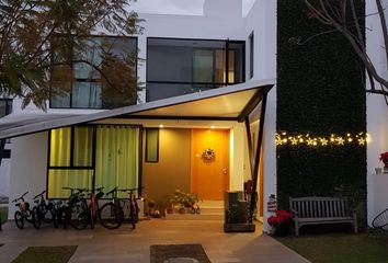 Casa en  Paseo De La Arbolada 410, Bosques De Santa Anita, San Agustín, Jalisco, México