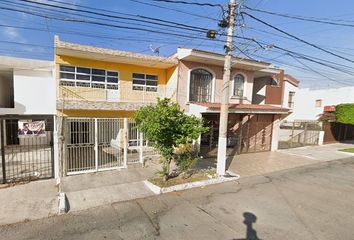 Casa en  Calle Puerto Yavaros, Monumental, Guadalajara, Jalisco, México