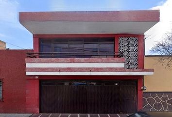 Casa en  Demóstenes, Agustín Yáñez (la Florida), Guadalajara, Jalisco, México