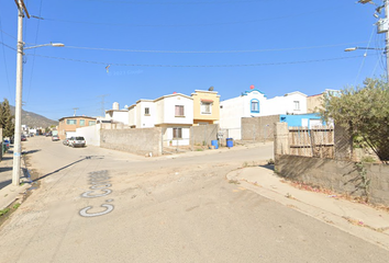 Casa en  De La Corona, Villa Del Real 1ra Sección, Ensenada, Baja California, México