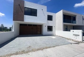 Casa en  Lomas De Juriquilla, Misión De San Francisco, Fracc. Lomas De Juriquilla, Santa Rosa Jáuregui, Querétaro, México