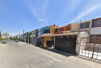 Casa en  Volcán Pochutla, Huentitán El Bajo, Guadalajara, Jalisco, México