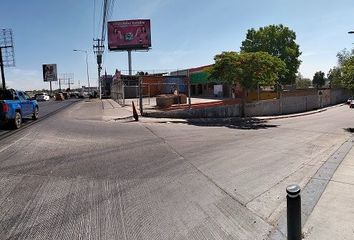 Super Terreno comercial en esquina sobre la avenida López Mateos Sur