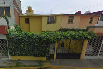 Casa en  Gualagambas, Villa De Las Flores, San Francisco Coacalco, Estado De México, México