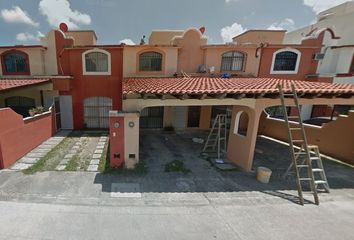 Casa en  Calle Porto Novo Sm 501, Porto Alegre, Cancún, Quintana Roo, México