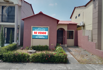 Casa en  Urbanización Villa Club, Ecuador