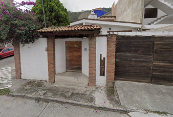 Casa en  Calle Tehpacua 150, Bosque Camelinas, 58290 Morelia, Mich., México