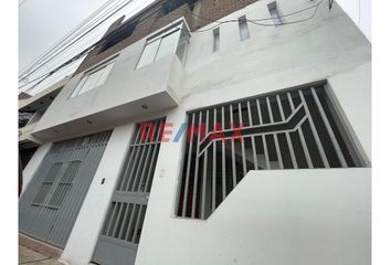 Casa en  Calle 18, Urb Santo Domingo Etapa 8, Carabayllo, Perú