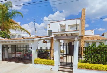 Casa en  San Francisco Juriquilla, Boulevard Fray Antonio De Monroy E Hijar, Juriquilla, Querétaro, México