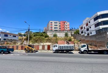 Terreno Comercial en  Av. De Las Palmeras & Av. El Inca, Quito, Ecuador