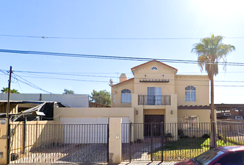 Casa en  Avenida República De Bolivia, Alamitos, Mexicali, Baja California, México