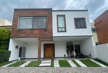 Casa en fraccionamiento en  Lomas De Angelópolis, San Bernardino Tlaxcalancingo, Puebla, México