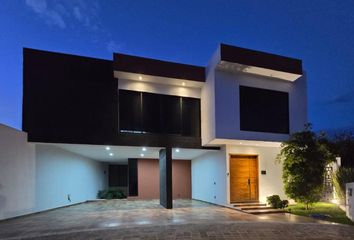 Casa en fraccionamiento en  Masada Residencial, Irapuato, Guanajuato, México