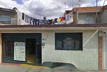 Casa en  Roble 3, Colonia Arboledas De San Martín, San Martín Texmelucan De Labastida, Puebla, México