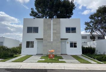 Casa en  Condominio Galápagos, Avenida Los Encinos, Los Encinos, Querétaro, México