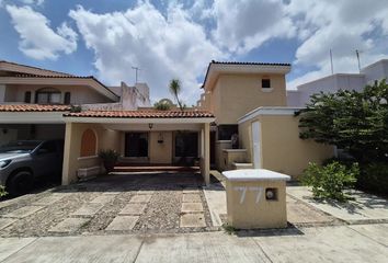 Casa en condominio en  Parque De La Castellana, Zapopan, Jalisco, México