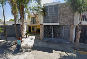 Casa en  C. Volcán Malinche, Huentitán El Bajo, 44250 Guadalajara, Jalisco, México