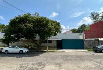 Casa en  Atmósfera 2877, Jardines Del Bosque, Guadalajara, Jalisco, México