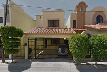 Casa en  Avenida Provincia Albacete 30, Los Portales, Hermosillo, Sonora, México