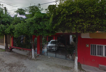 Casa en  Roberto Fierro, Lázaro Cárdenas, 63190 Tepic, Nay., México