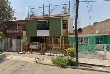 Casa en  Calle Emiliano Zapata, Jardines De La Paz, Tlaquepaque, Jalisco, México