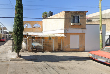 Casa en  Calle Carlos González Peña, San Andrés, Guadalajara, Jalisco, México