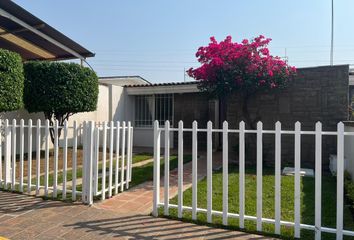 Casa en fraccionamiento en  Residencial Cocoyotla, Calle Texmelucan, San Matias Cocoyotla, Cholula De Rivadavia, Puebla, México